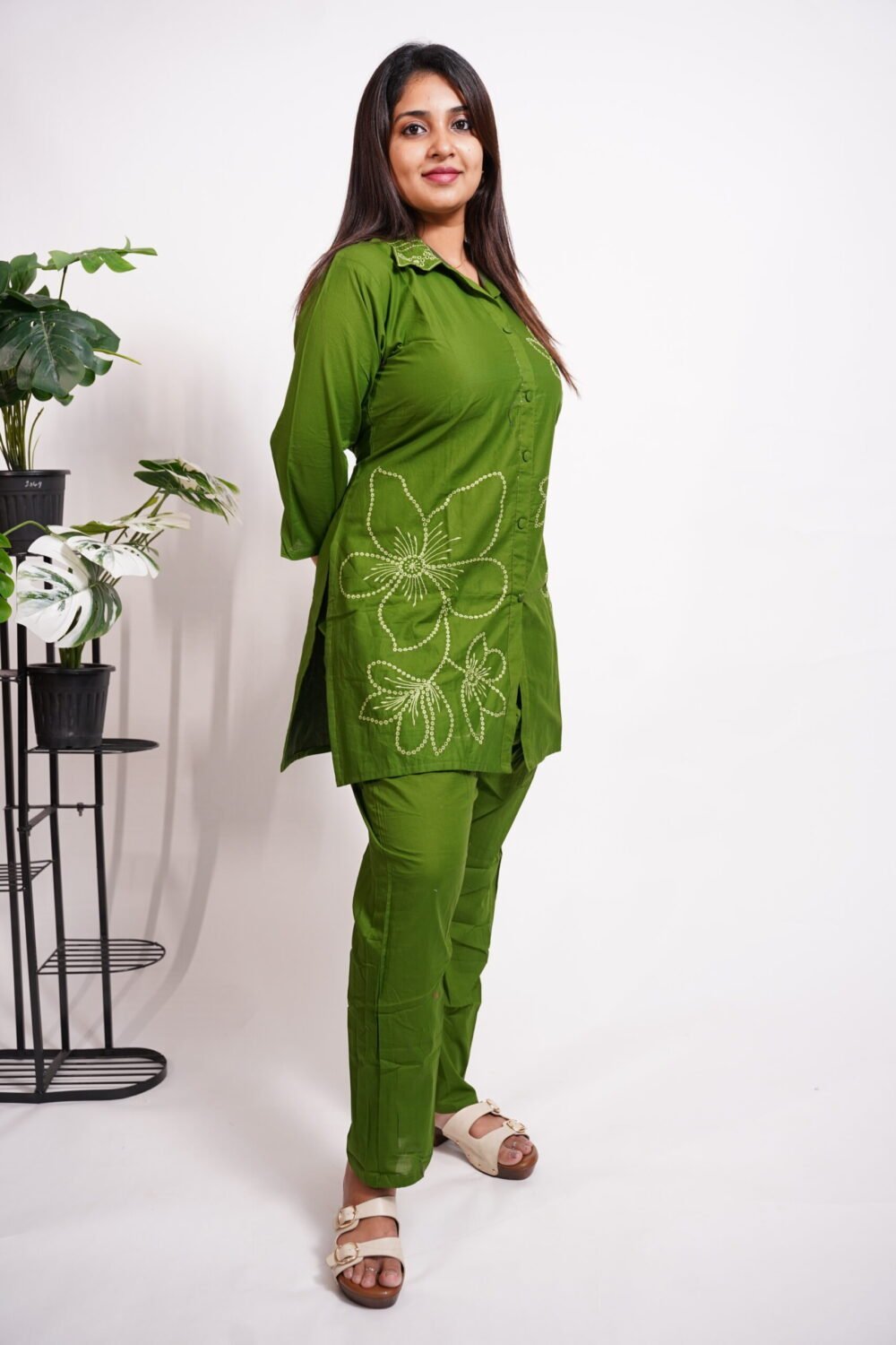 Olive green Cotton Blend Co-ord Set - Front Pose